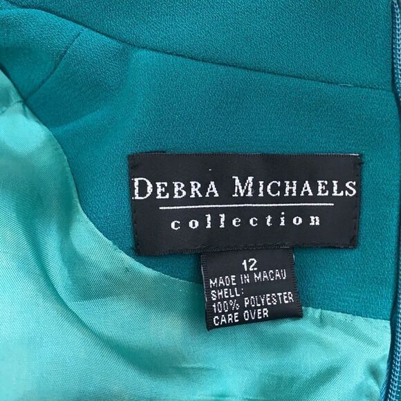 Vintage Bow Front Long Sleeve Midi Dress - Picture 6 of 6